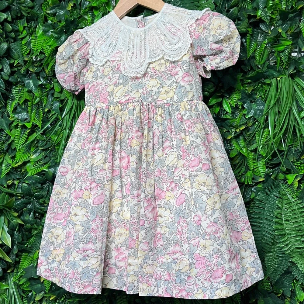 Vintage Girls Size 4 Floral Print Dress With Lace Collar Short Puff Sleeves 3168